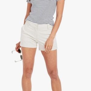 Vineyard Vines White Shorts